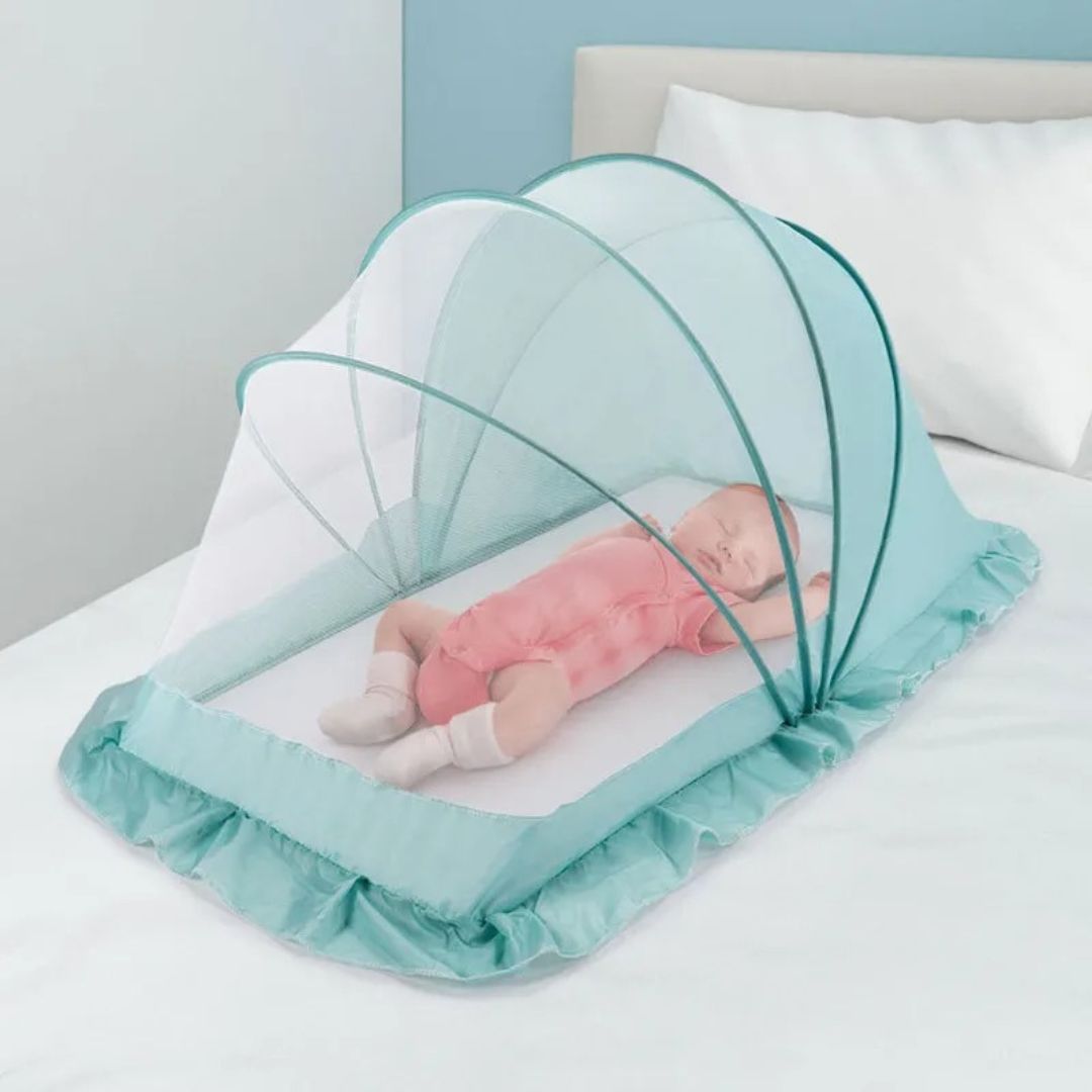 moustiquaire-lit-bebe-bleu-12-mois
